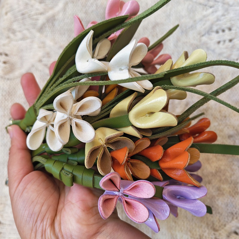 Handmade Tulip Bouquet Leather - Men Accessories Bouquet ulasan dan harga